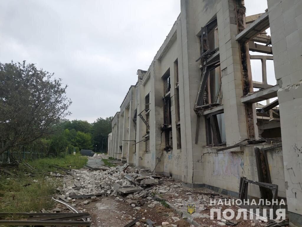 Российские войска обстреляли спортивный комплекс "Политехник" в Харькове