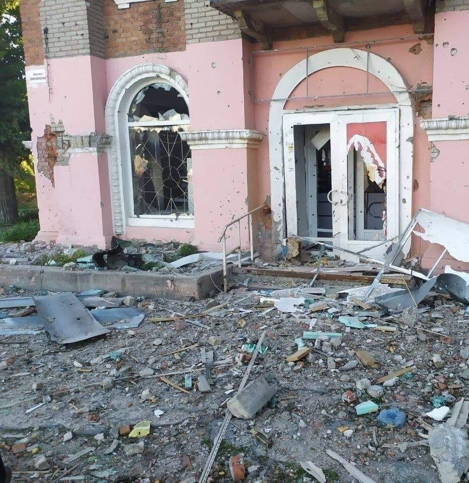 Оккупанты обстреливают населенные пункты в Луганской области