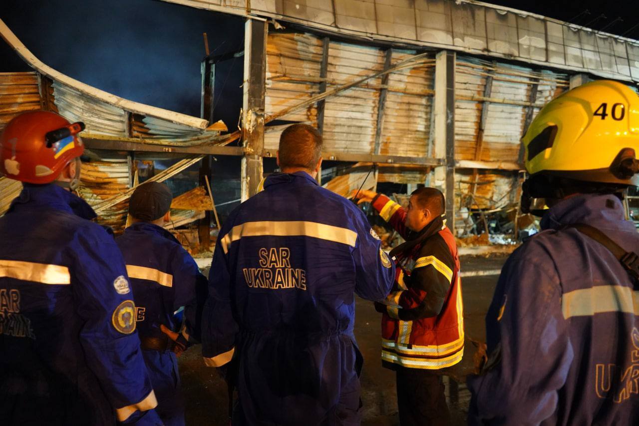 Спасательная операция в Кременчуге продолжалась всю ночь