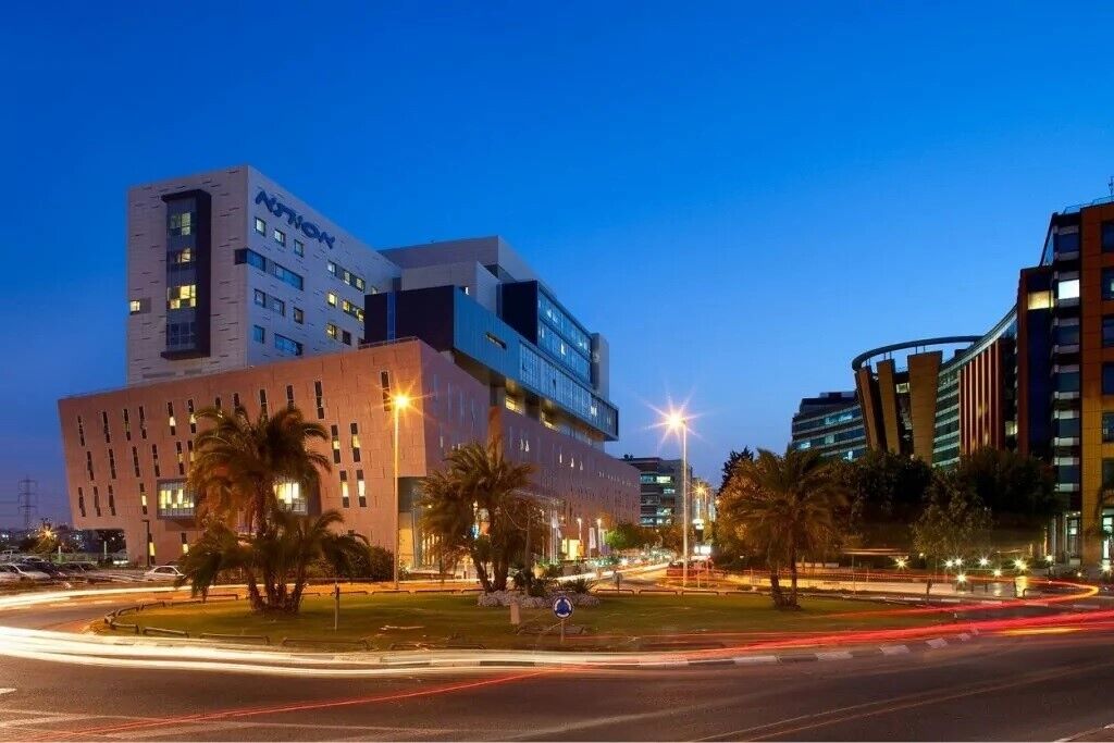Клиники Израиля функционируют как самостоятельные центры, которые используются университетами в качестве своей клинической базы