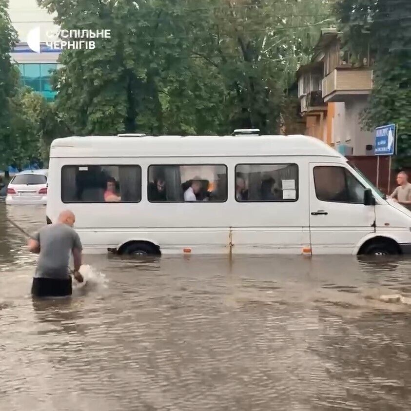 Наслідки зливи в Чернігові