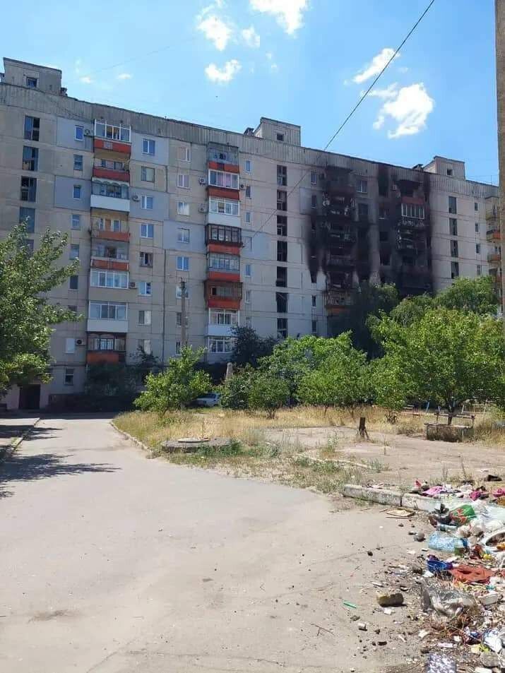 В Лисичанске не успевают подсчитывать разрушения