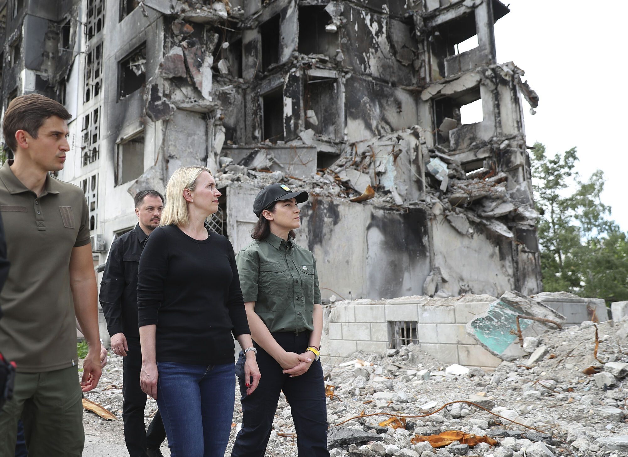 Брінк та Венедіктова відвідали зруйновану окупантами Бородянку