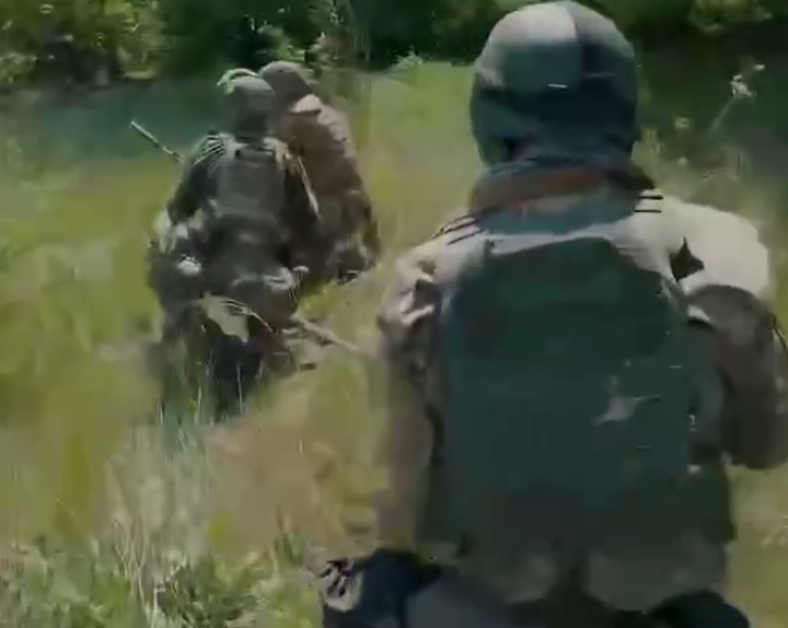 ССО ''Азов'' показали ближній бій із окупантами.