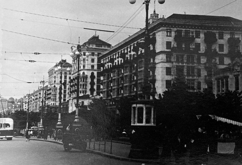 Бессарабская площадь в 1957 году.