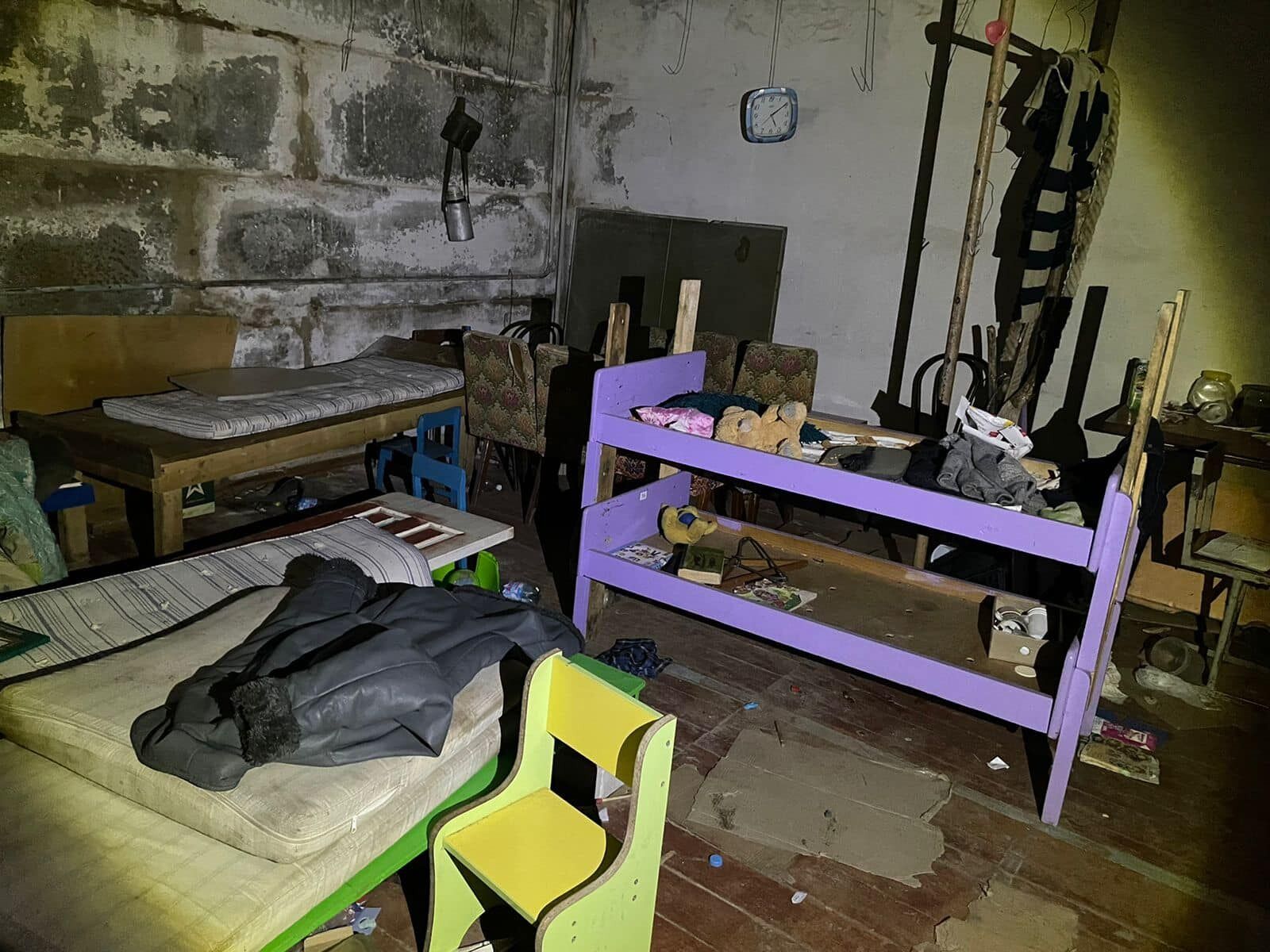 Венедіктова показала фото тувинців, які влаштували "підвал смерті" у селі на Чернігівщині