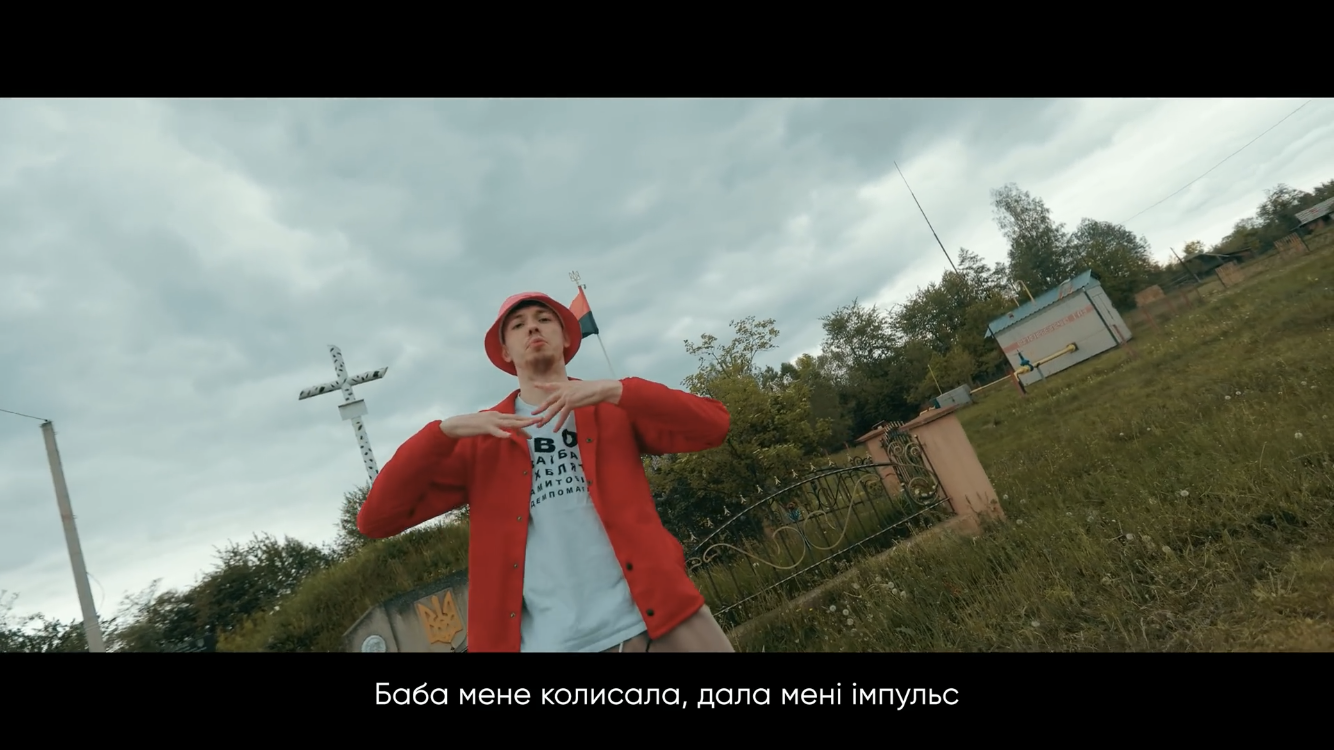 Кадры из клипа на песню-пародию "Євдокія"