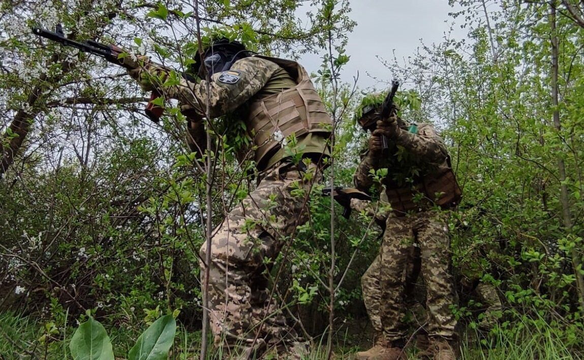 Украинские защитники сдерживают врага на разных направлениях фронта