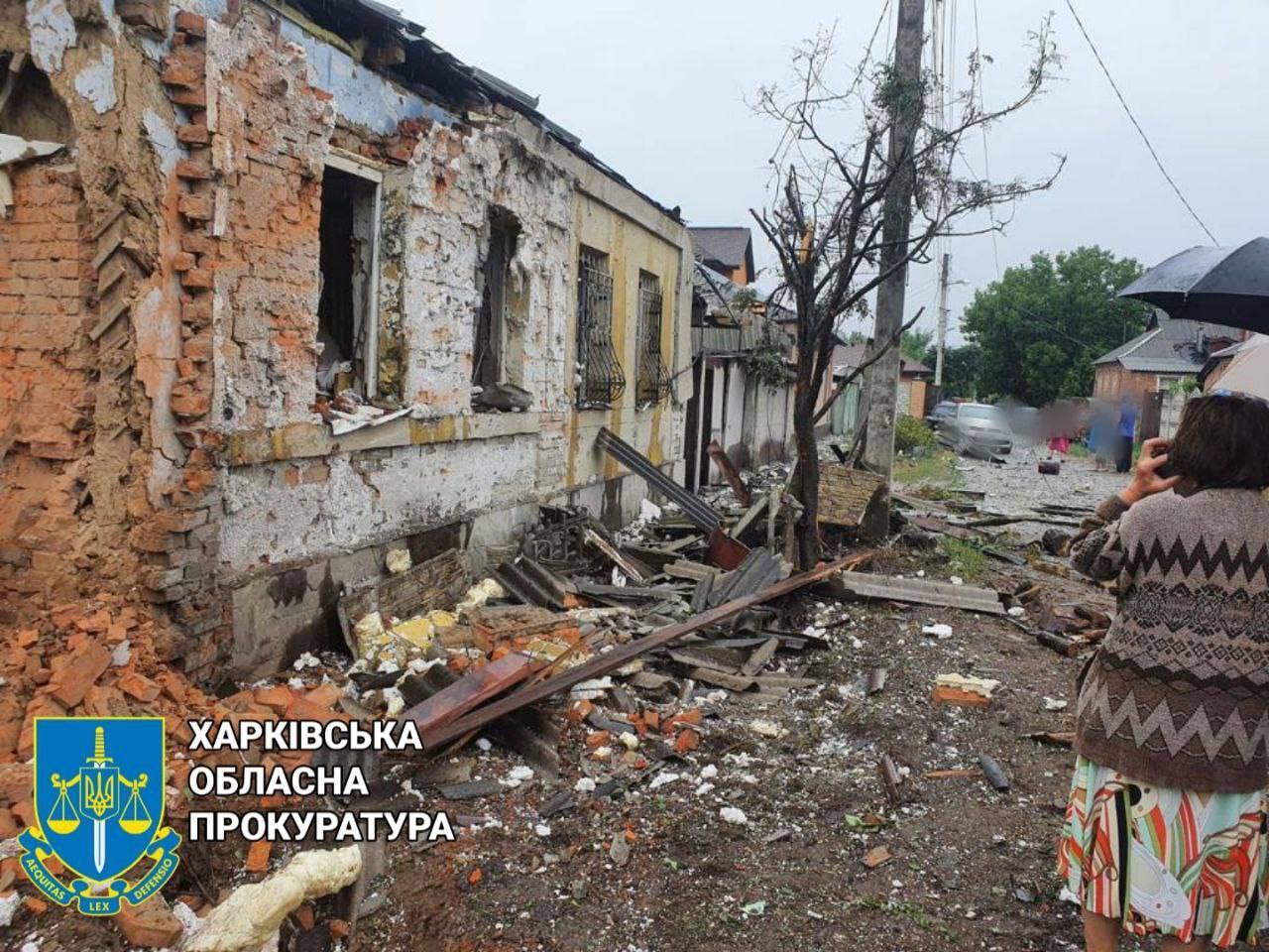 Враг обстрелял Киевский район реактивными снарядами.