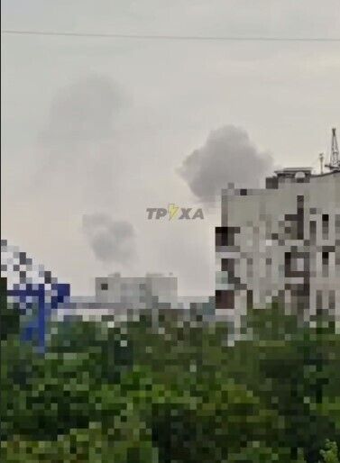 Фото с места прилета российского снаряда