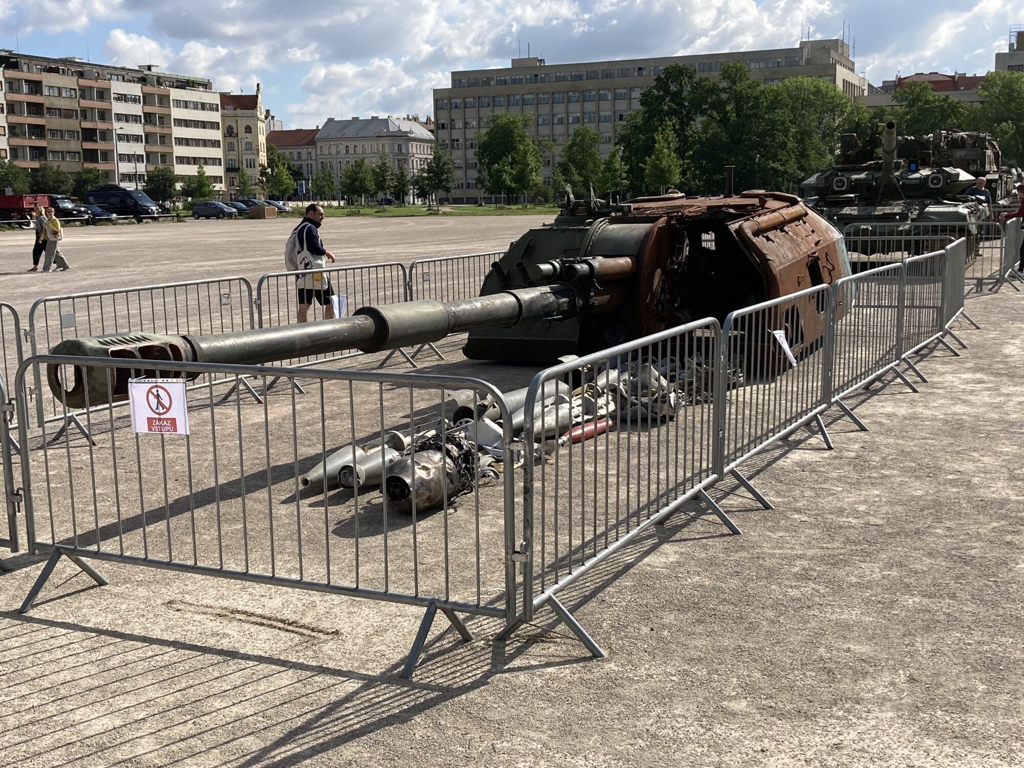 У Празі відкрилася виставка знищеної російської військової техніки