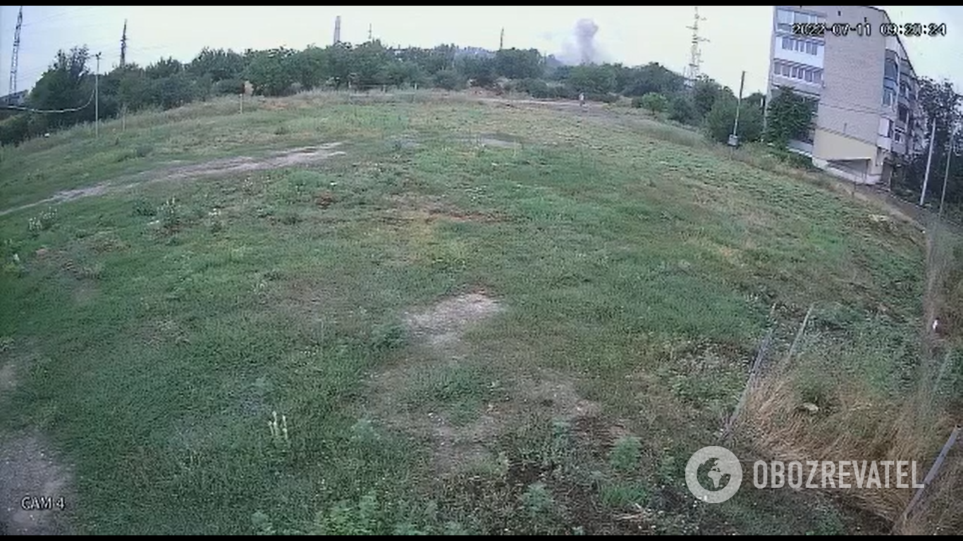 Попадание украинских ракет в российскую военную базу в Токмаке
