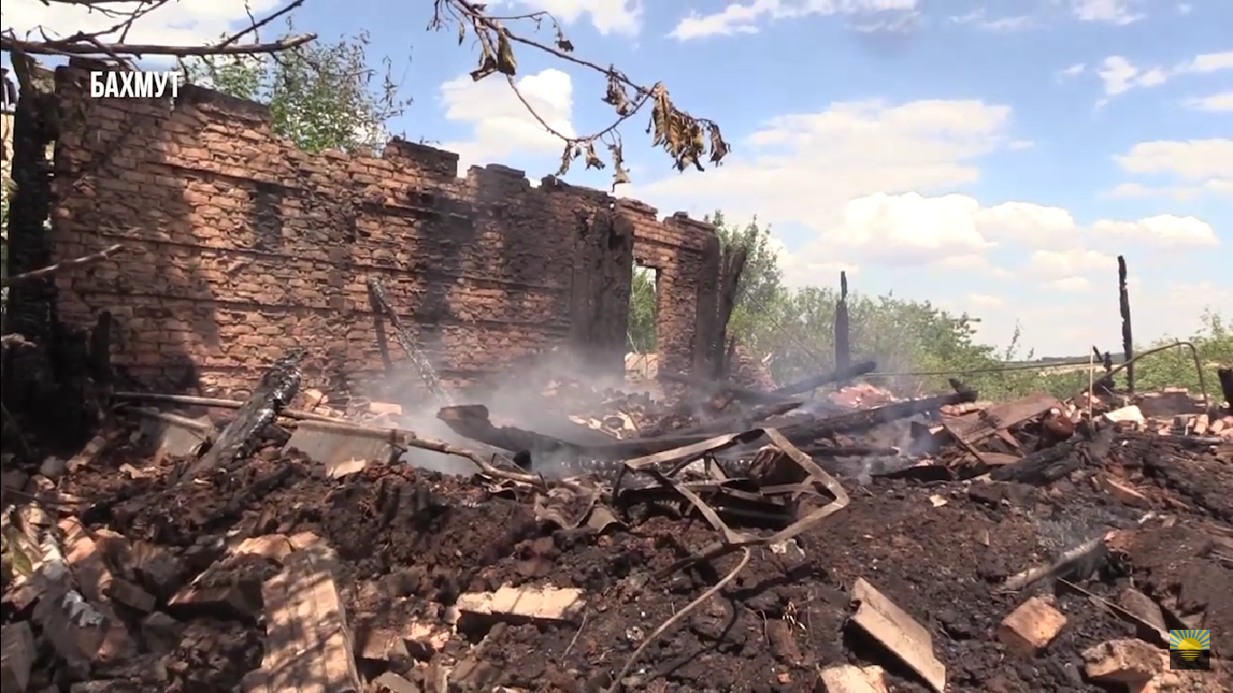 Пошкоджено щонайменше 8 будинків