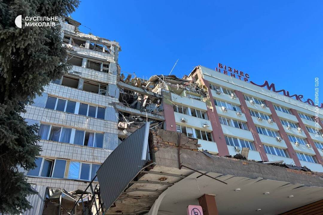 Последствия удара по гостинице ''Николаев''