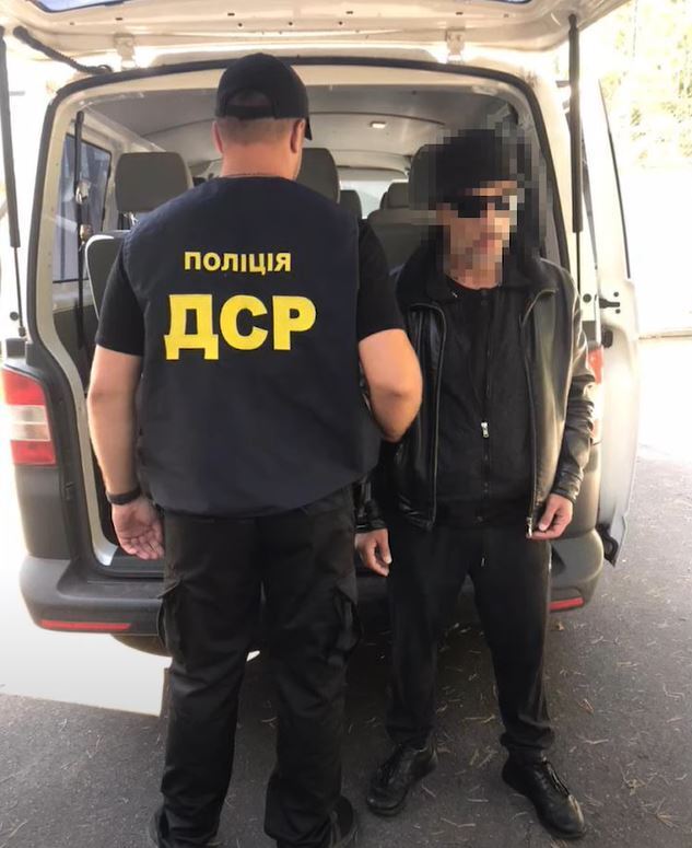 Из Украины выдворили криминального авторитета "Деда"