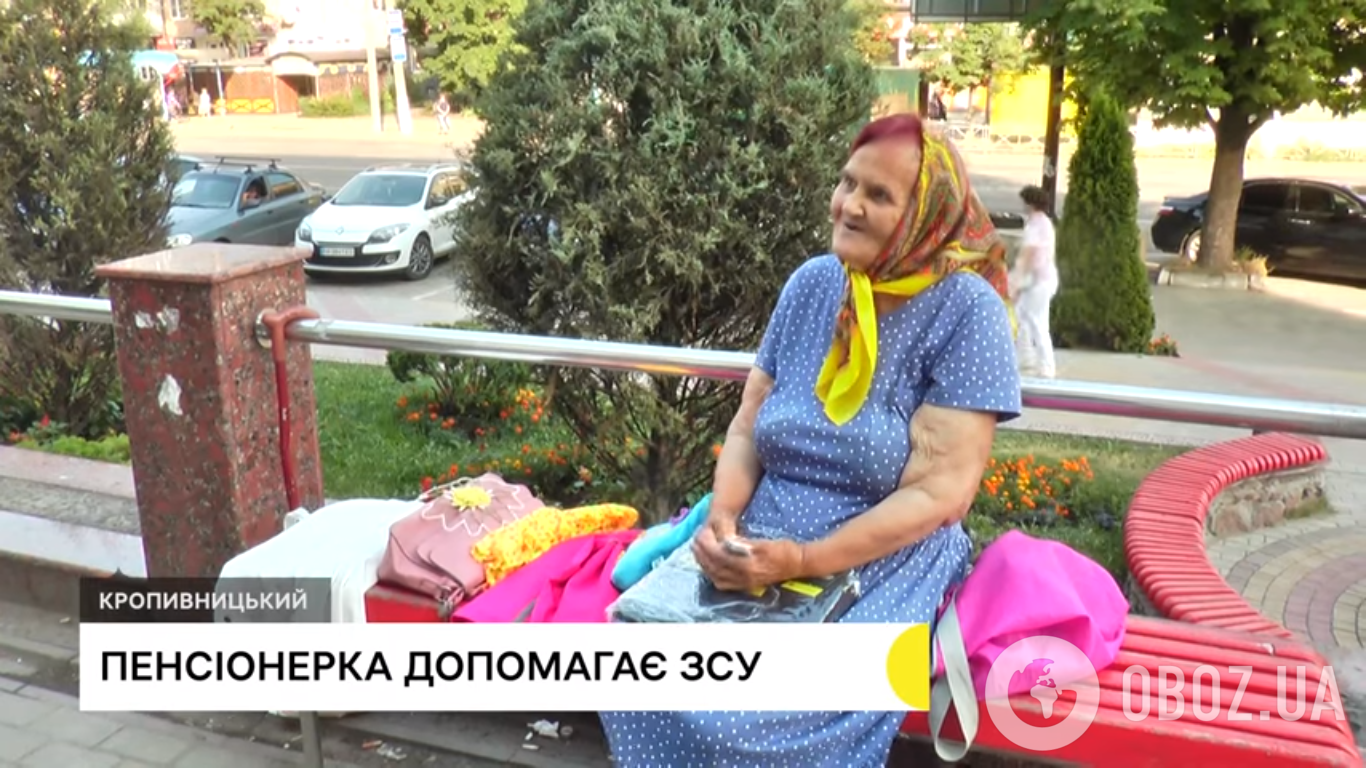 82-летняя пенсионерка из Кропивницкого Лидия Домрова продает вещи, чтобы покупать военным носки