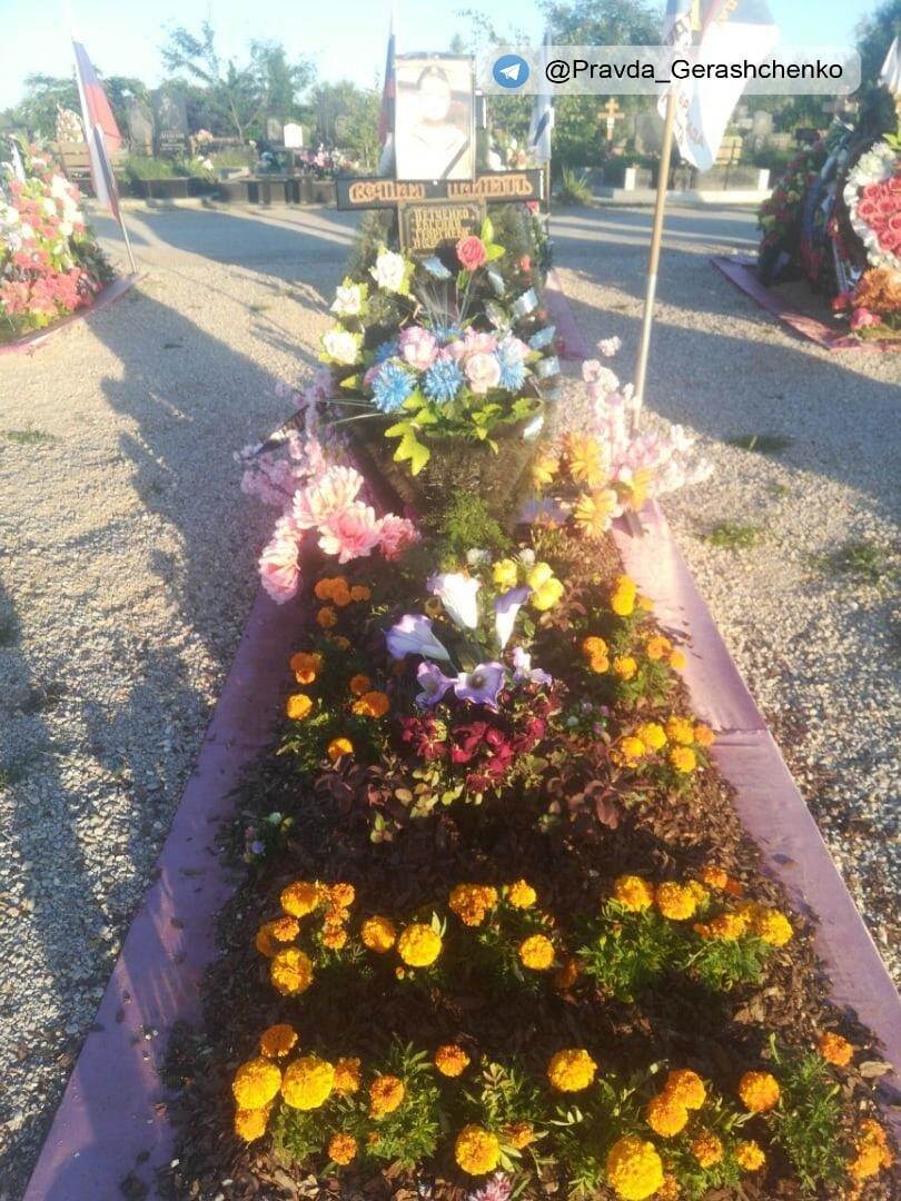 На одном из кладбищ оккупированного Севастополя - множество свежих могил российских оккупантов