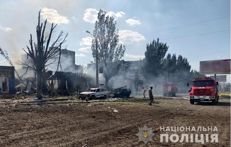 Войска РФ накрыли огнем центр Бахмута на Донетчине