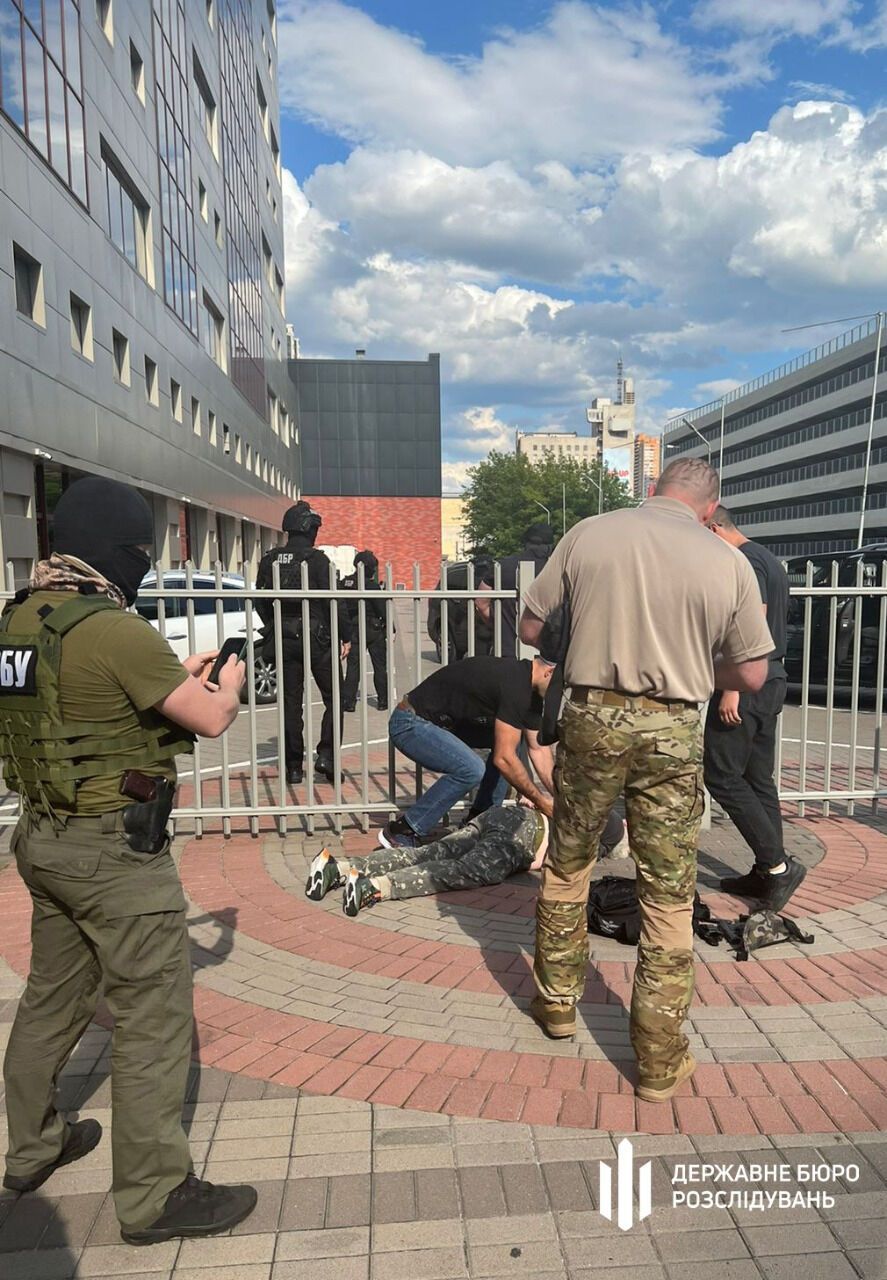 Сотрудники СБУ и ДБР задержали Кулинича.