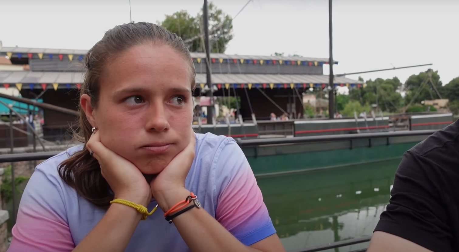 "Це жах. Європа ніх*ра не може зробити": найкраща тенісистка Росії розплакалася після слів проти війни в Україні. Емоційне відео