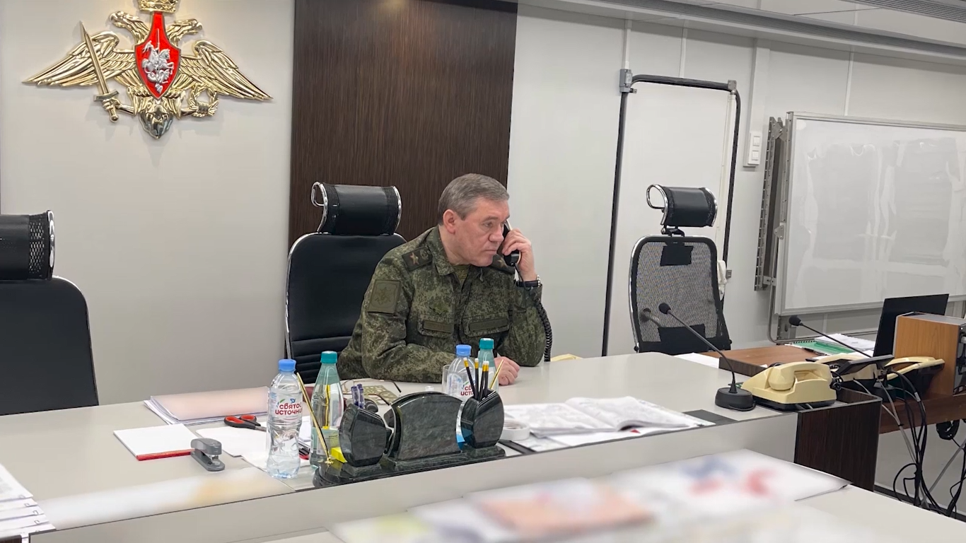 Начальник Генштаба РФ Герасимов якобы на позициях россиян в Украине