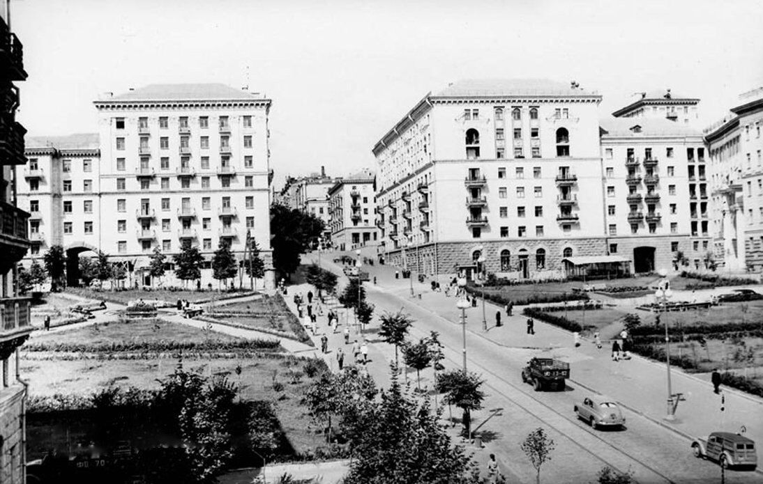 Вулиця Прорізна у 1950-х роках.