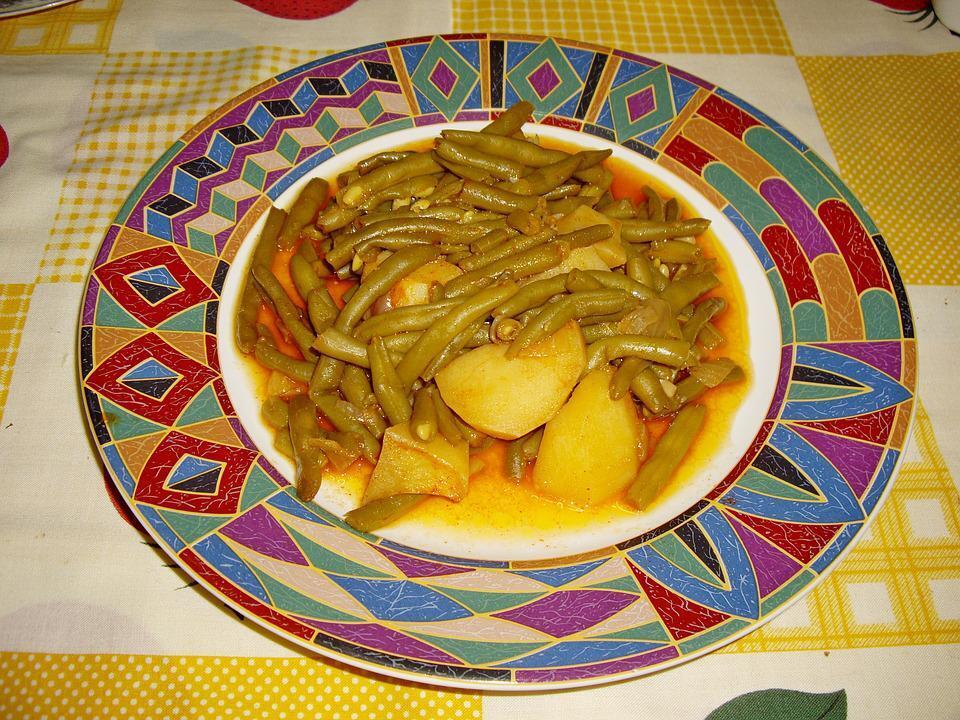 Шпарагівка з овочами на сковороді