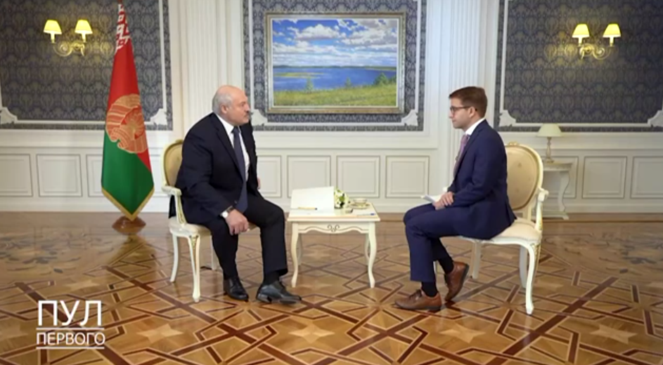 Лукашенко мерещатся войска НАТО в Украине.