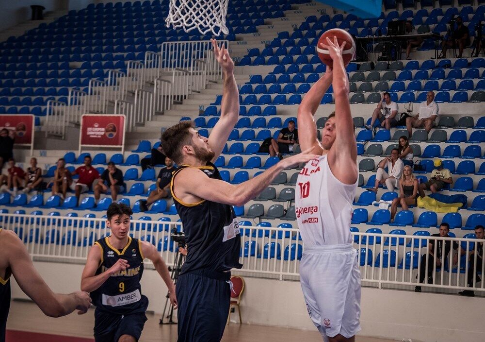 Украина проиграла Польше на молодежном Евробаскете