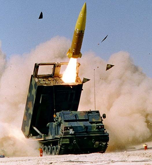 Украина не получит от США ракеты ATACMS дальностью 300 км.