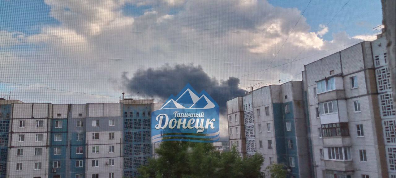 У Донецьку потужна пожежа