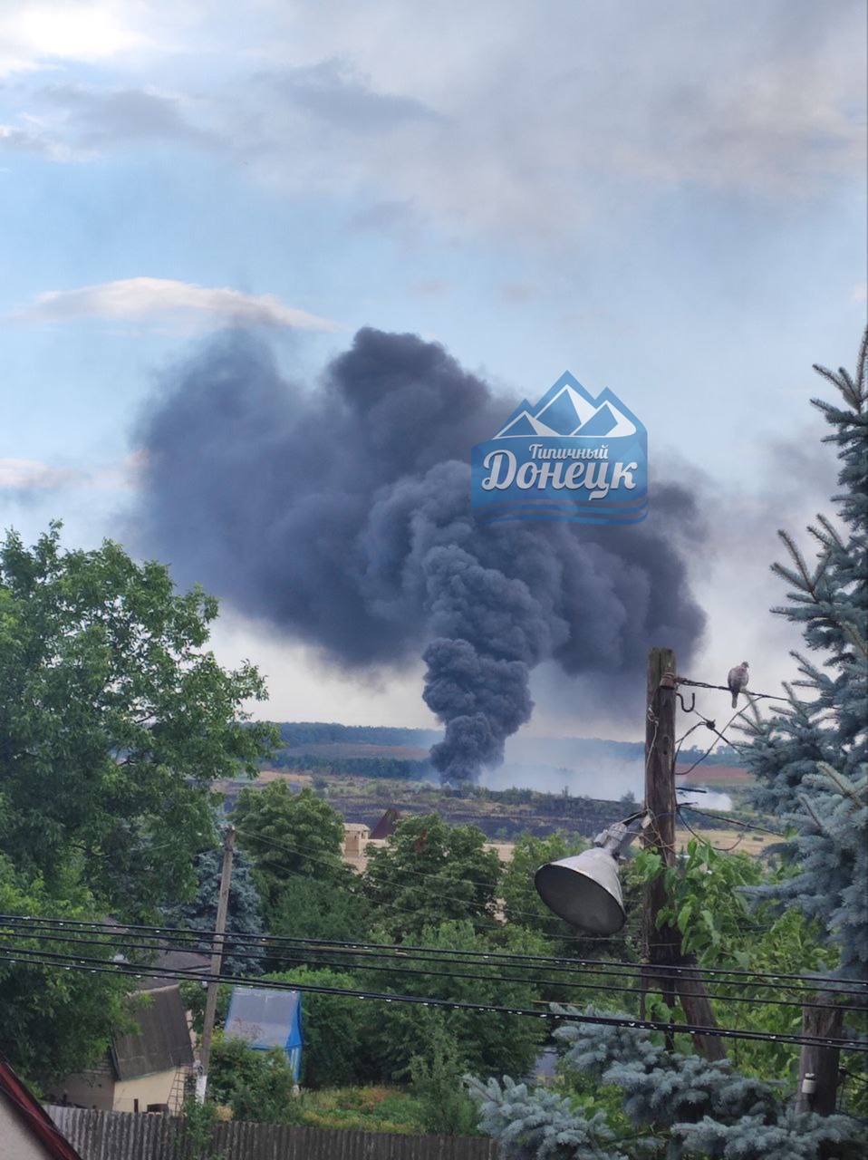 В Донецке мощный пожар