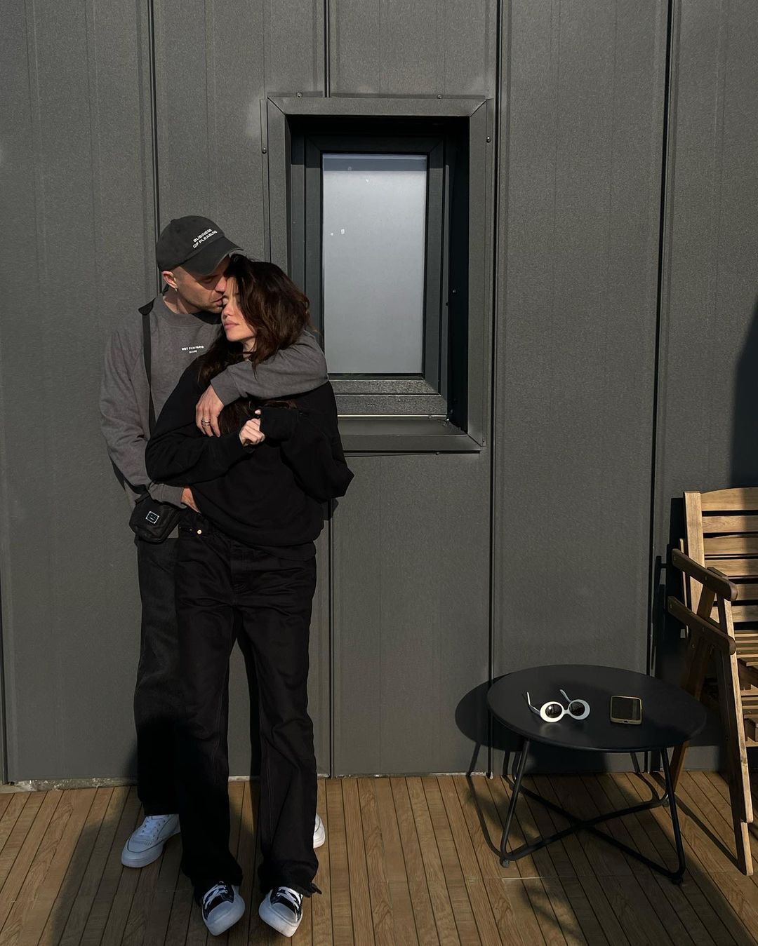 Дантес заінтригував фото поцілунку з Дашею Кацуріною