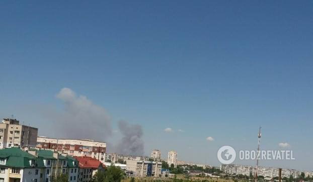Дим після вибухів у Чорнобаївці 2 липня