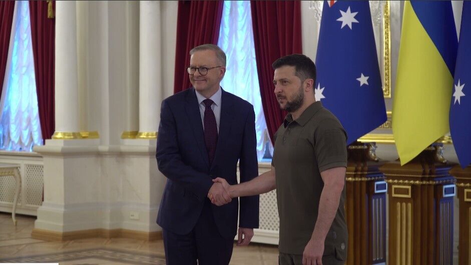 Премьер Австралии встретился в Киеве с Зеленским