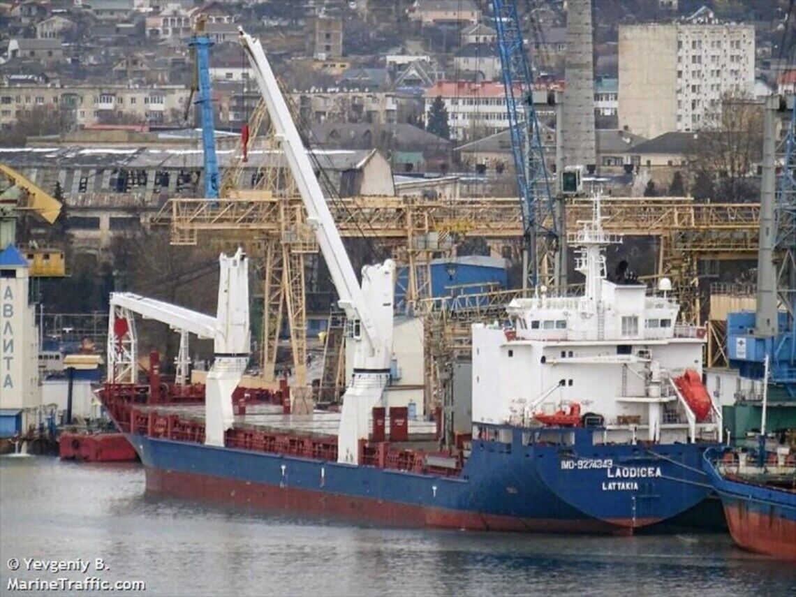 Прокуратура Лівану затримала сирійське судно "Лаодікея", яке перевозило вкрадене росіянами українське зерно