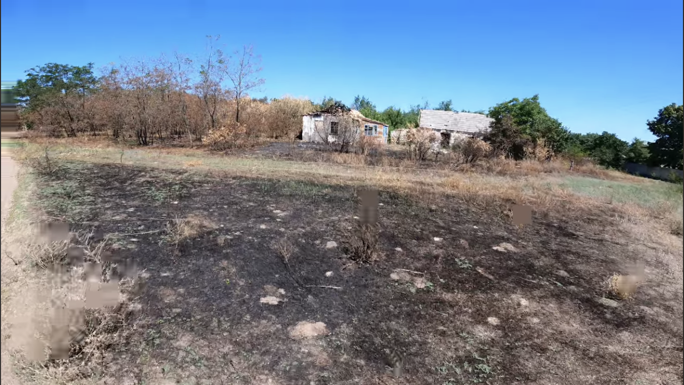 Все выжжено: Кондратюк показал село своего детства на Херсонщине, которое "освободили" оккупанты