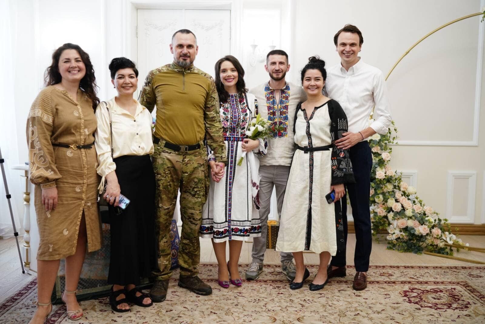 Олег Сенцов второй раз женился. Фото жениха и невесты
