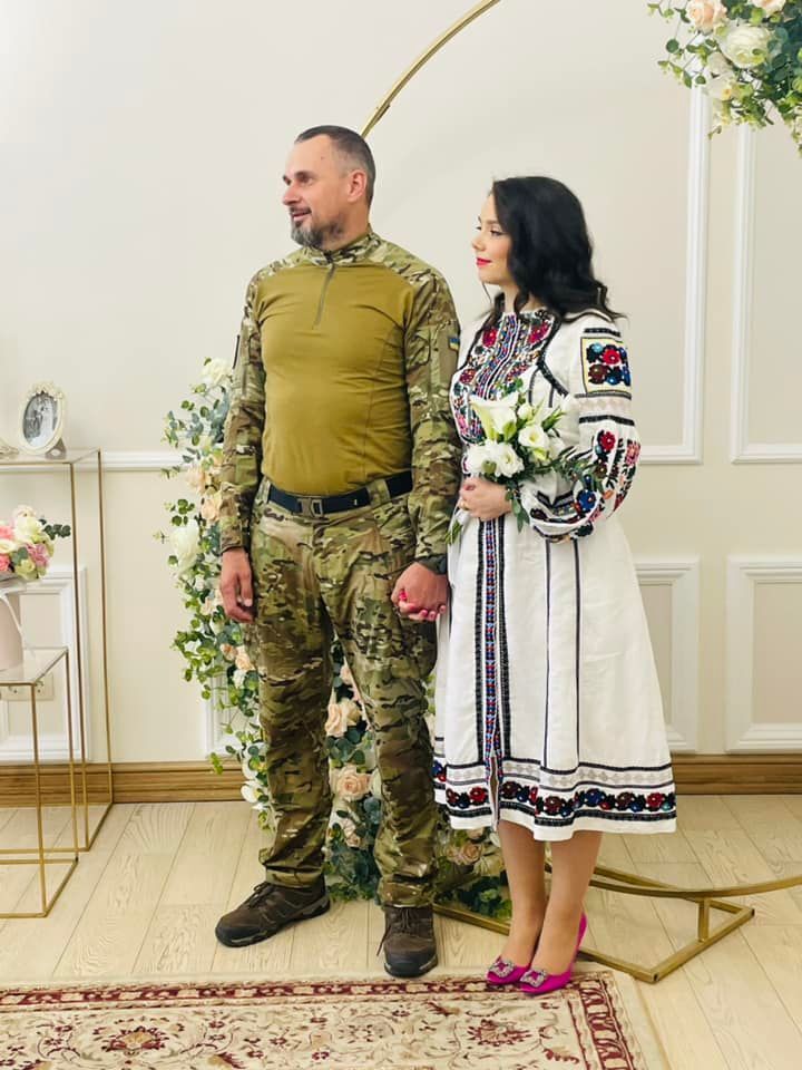 Олег Сенцов вдруге одружився. Фото наречених