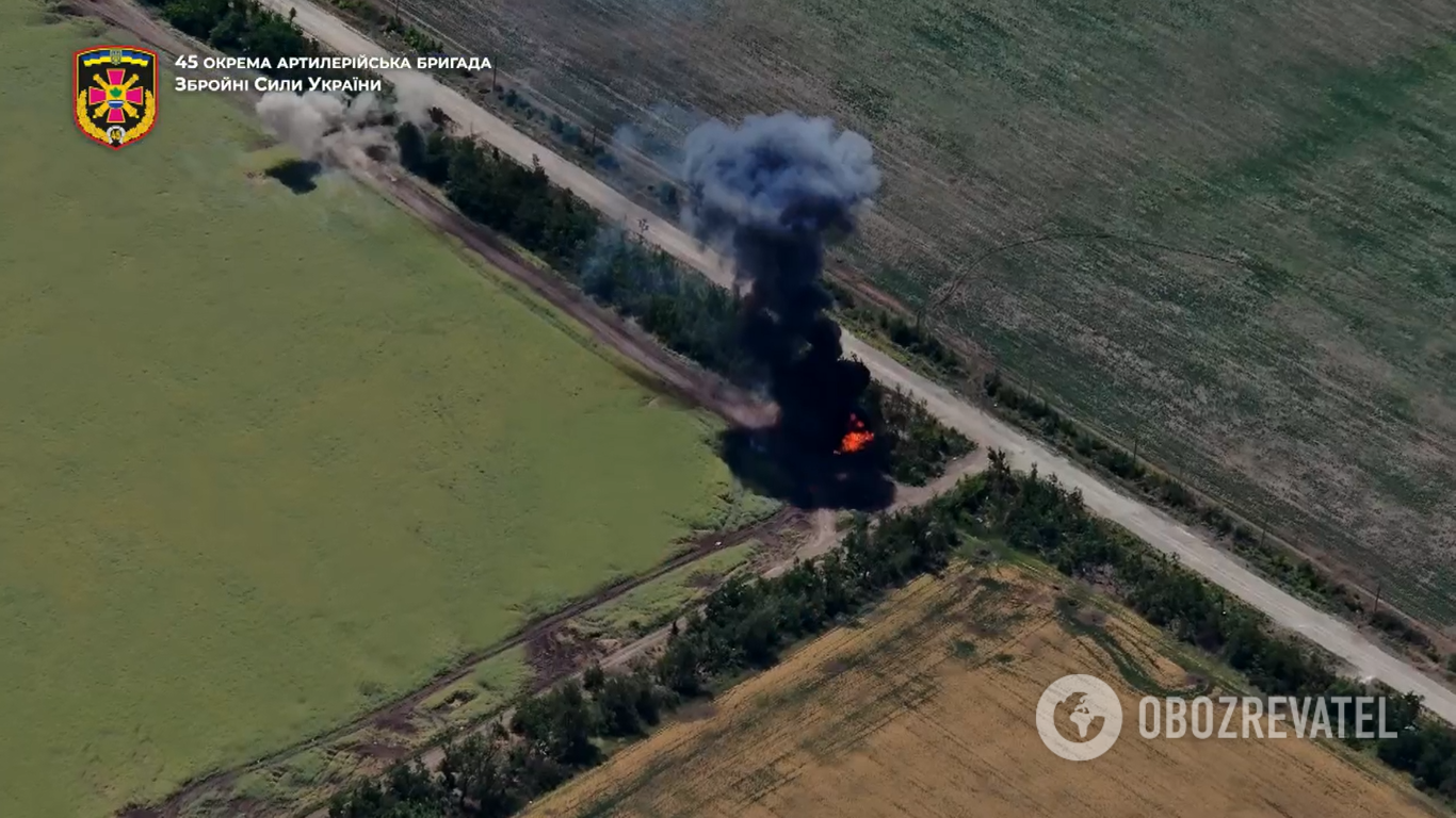 Артилеристи ЗСУ спалили російську техніку на Дніпропетровщині