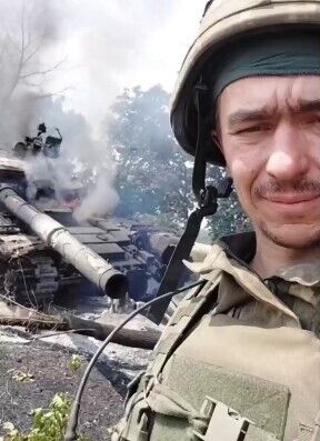 Захисник зазначив, що доля цього російського танка чекає на кожного окупанта