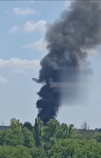 В Донецке уничтожен склад боеприпасов.