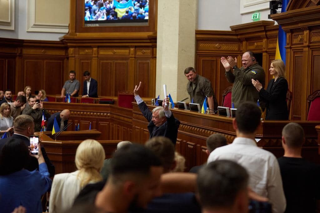 Ларше заявив, що парламенти Європи стоятимуть пліч-о-пліч з Україною