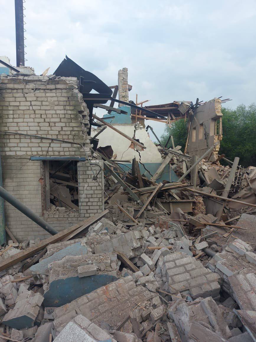 Войска РФ ударили по Никополю, три человека погибли, девять ранены. Фото