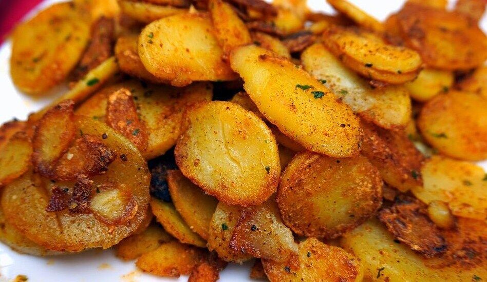 Хрустящий жареный картофель