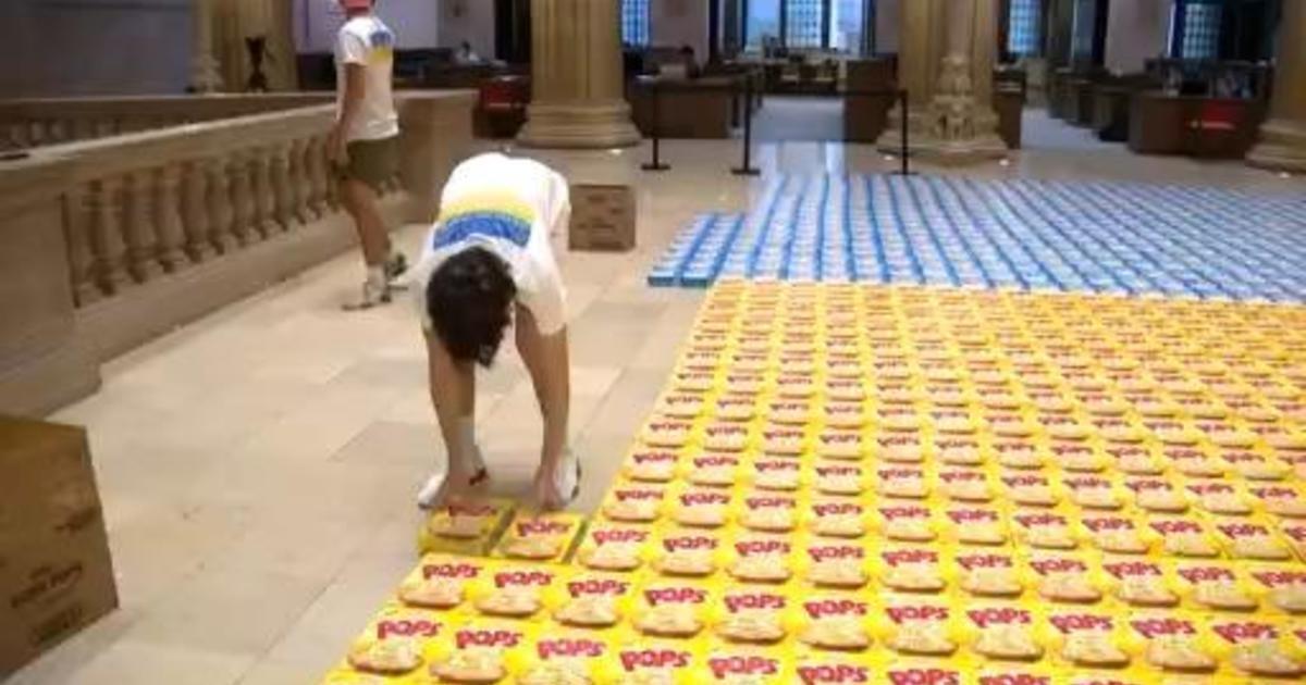 Для створення мозаїки діти використали близько 5 тисяч коробок пластівців.