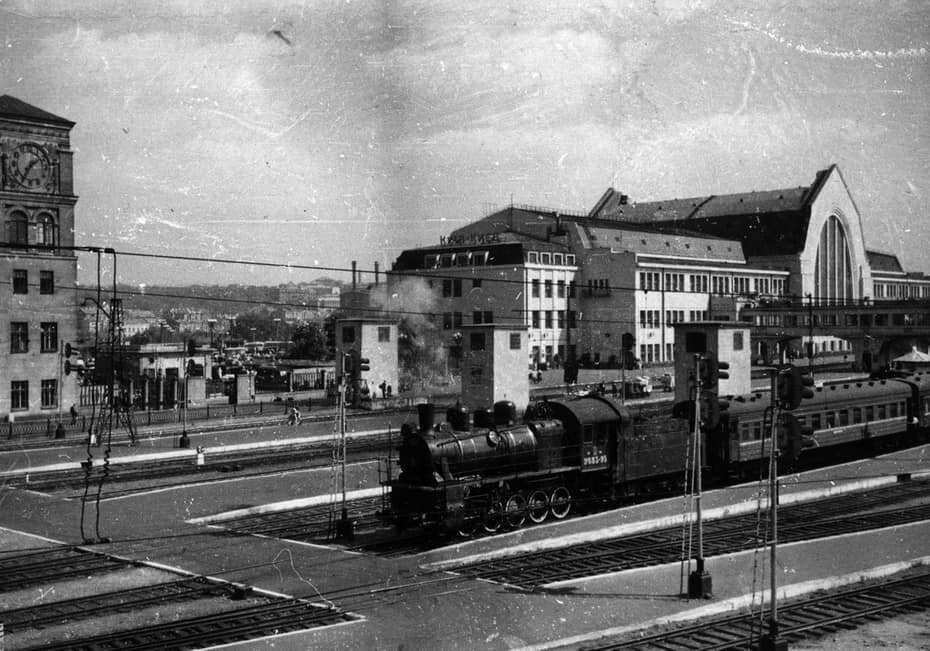 У мережі показали, як виглядав Центральний залізничний вокзал Києва в 1950-х роках. Фото