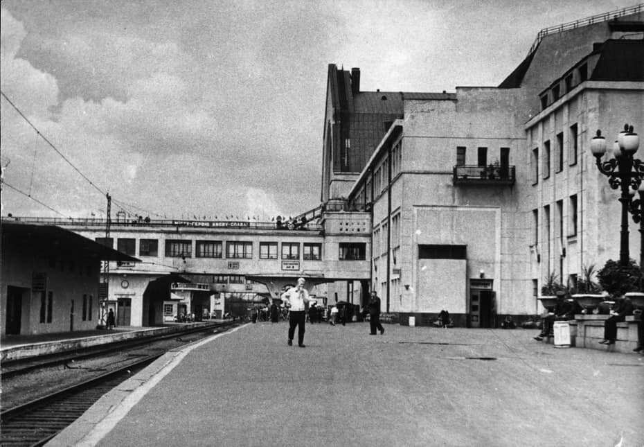 В сети показали, как выглядел Центральный железнодорожный вокзал Киева в 1950-х годах. Фото