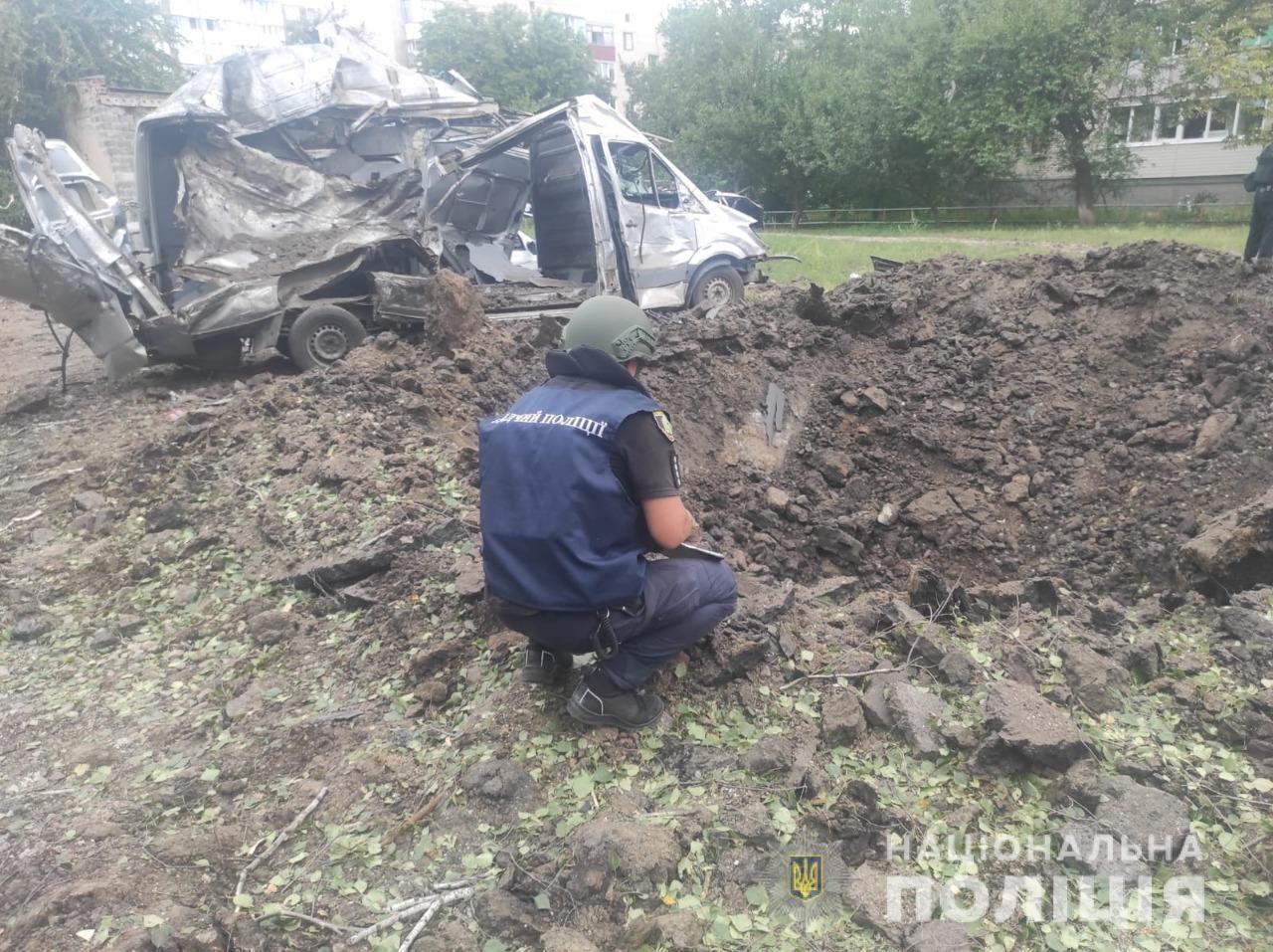 На місці прильотів працюють співробітники Нацполіції