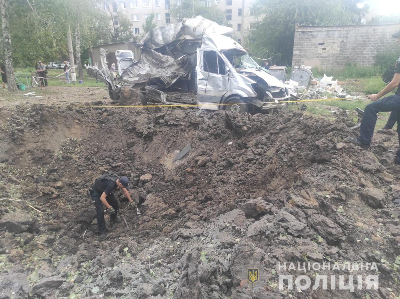 На месте прилетов работают сотрудники Нацполиции.